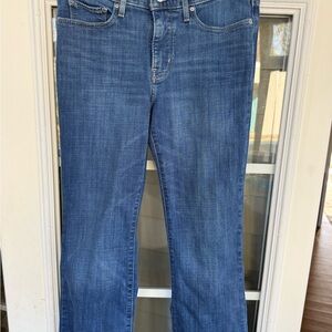 Levi's 315 Shaping Bootcut Jeans sz 28 women Blue Denim Flattering Casual